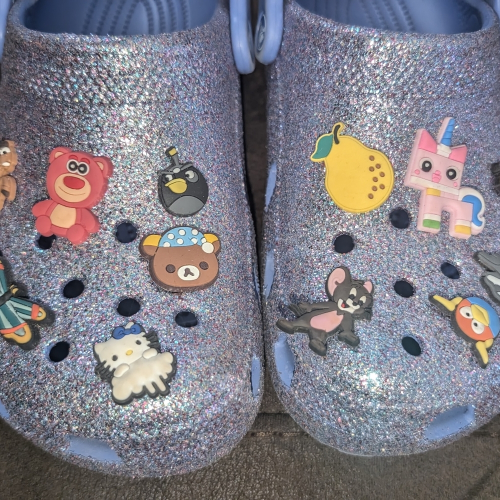 Crocs - Picture 2 of 5